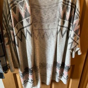 Plus size 3 Maurices cardigan
